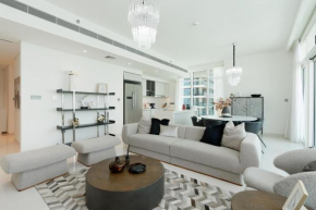 Sunrise Bay Tower 1 - Beachfront Three Bedroom Unit with Beach Access